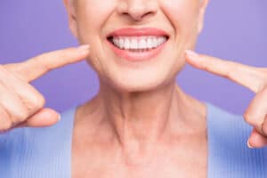 Understanding the benefits anf costs of dentures.