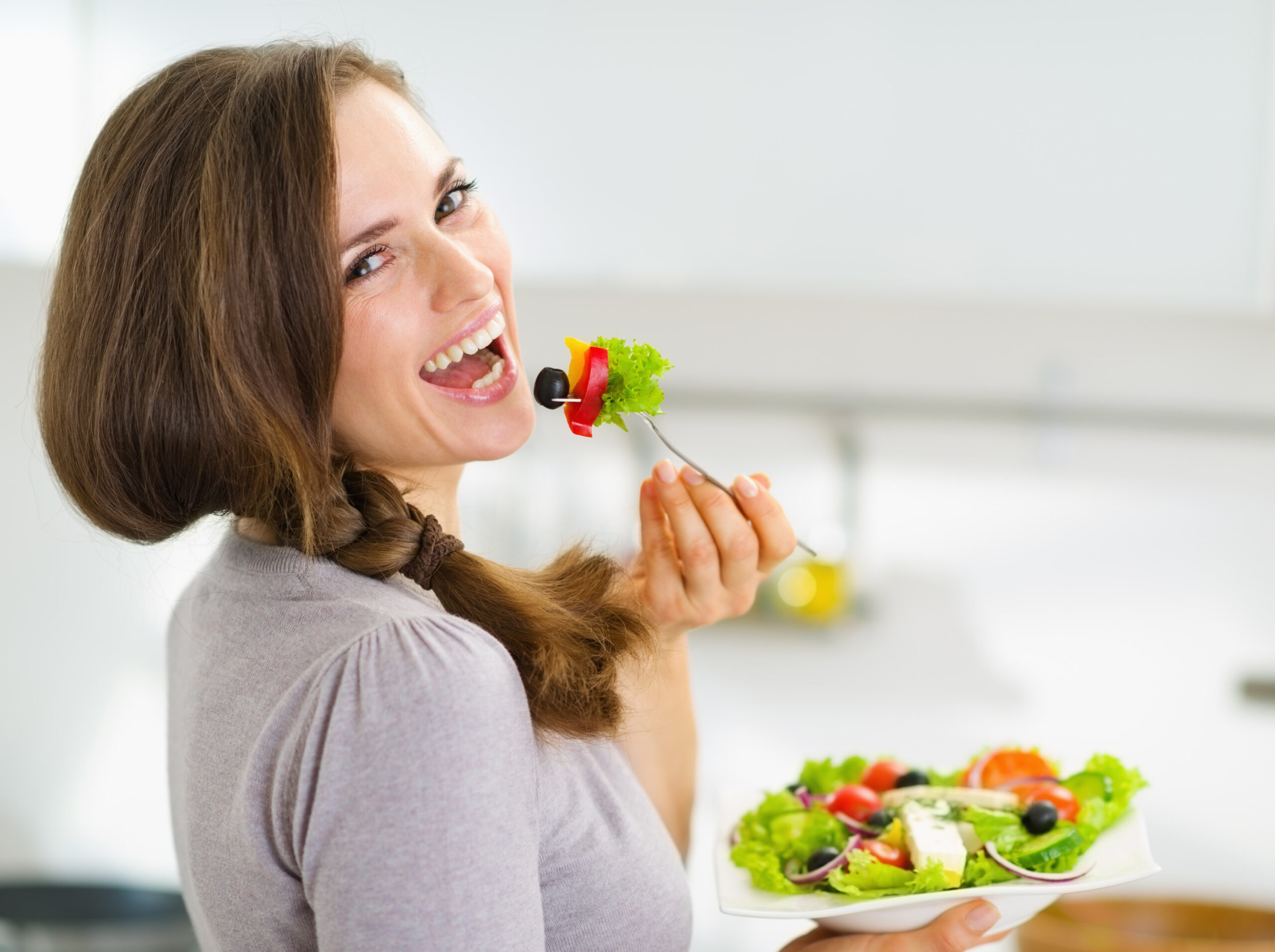 Holiday Foods: What Helps and Hurts Your Teeth
